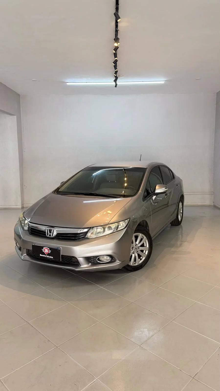 Honda Civic Sedan — foto 11