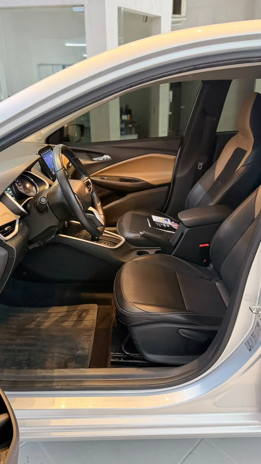 GM - Chevrolet ONIX SED. Plus PREM. — foto 8