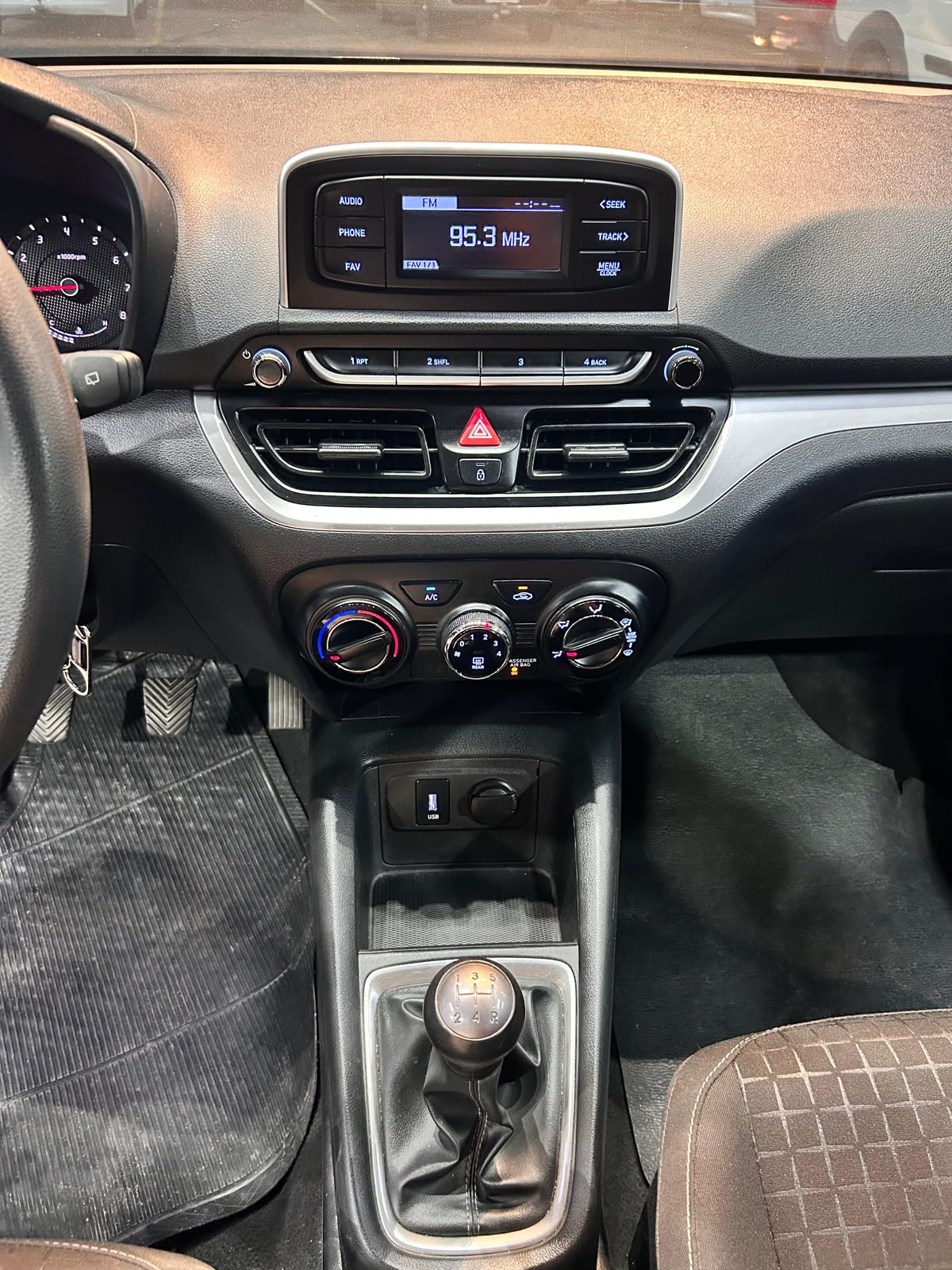 Hyundai HB20 — foto 11