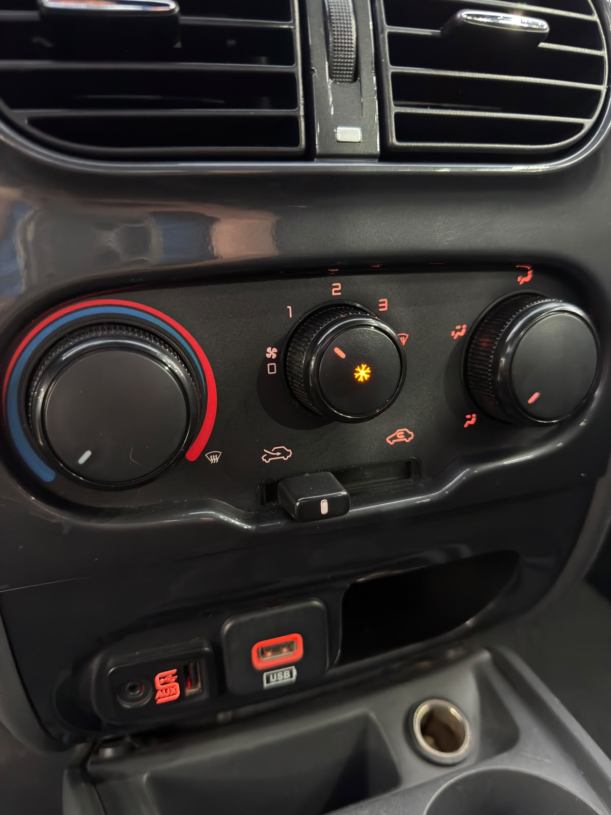 Fiat Strada — foto 25