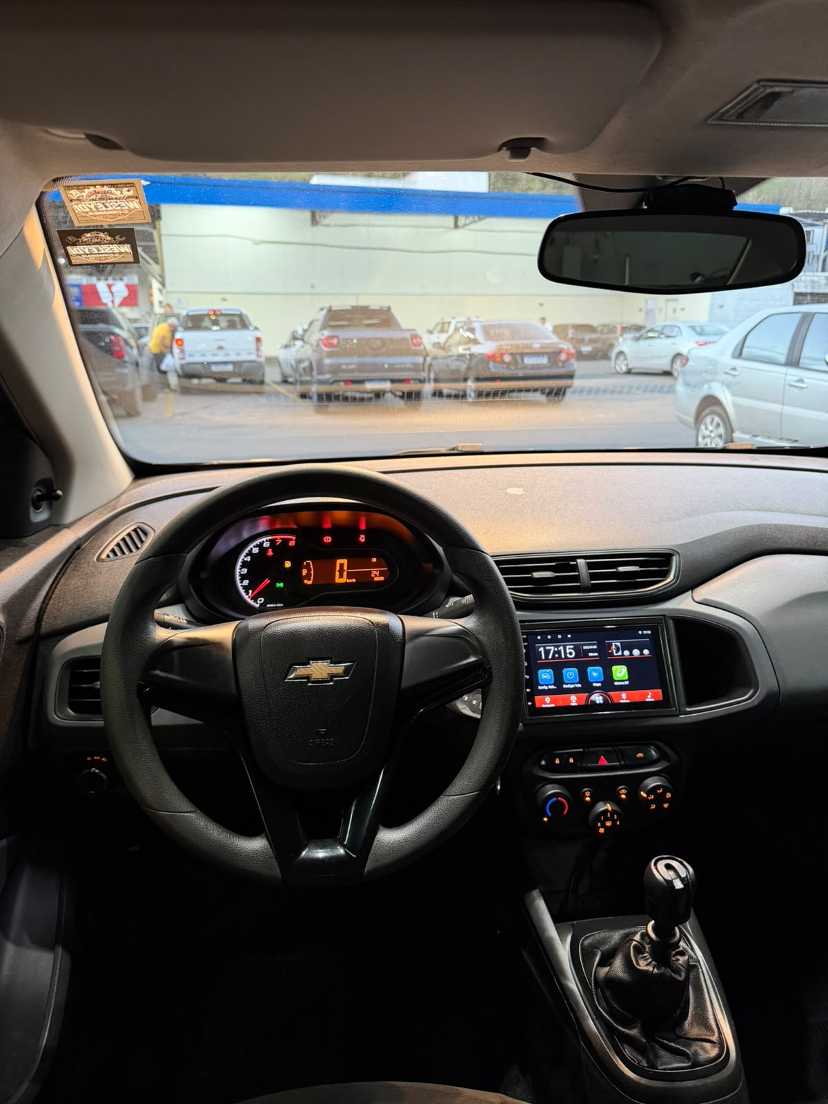Chevrolet Onix Plus — foto 7