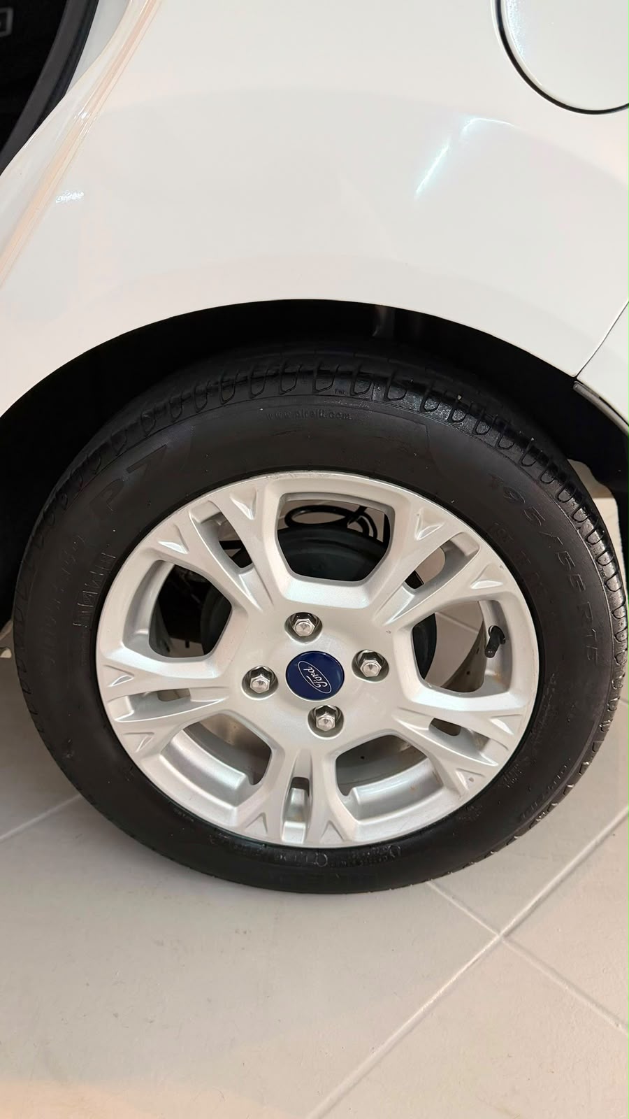Ford Fiesta — foto 5