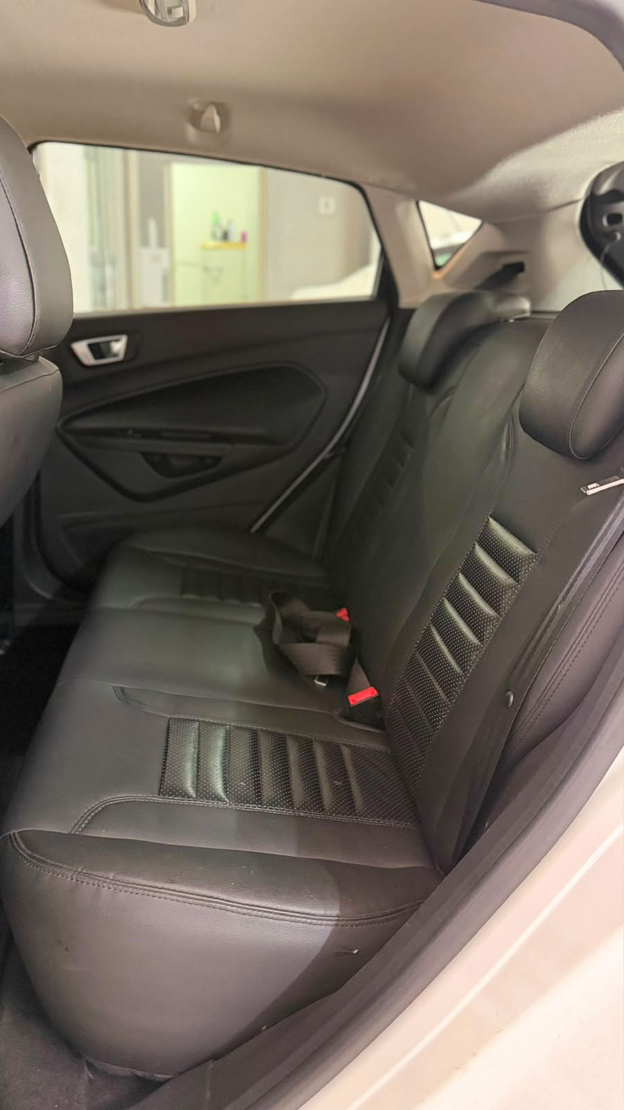 Ford Fiesta — foto 7
