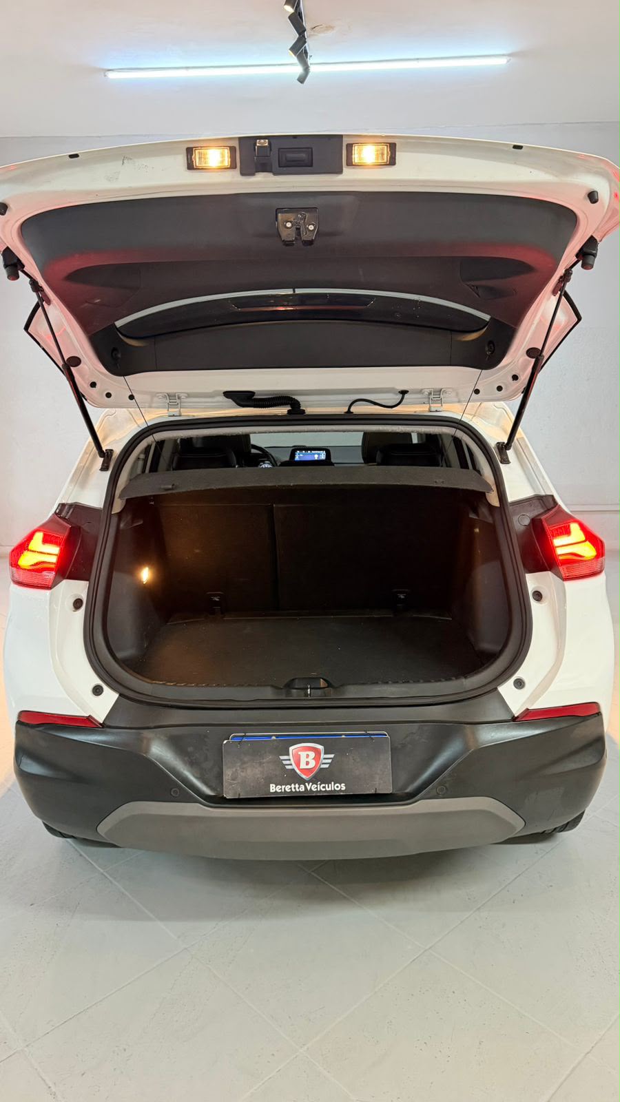 Chevrolet Tracker — foto 14