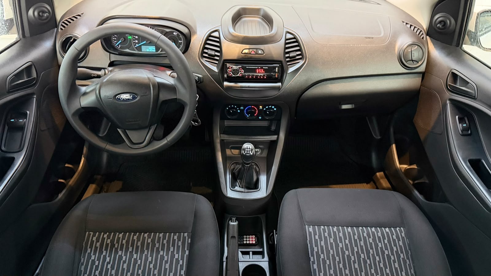 Ford Ka — foto 8