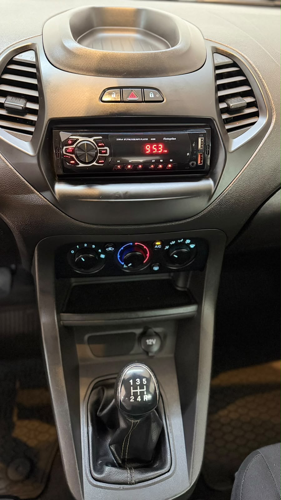 Ford Ka — foto 12