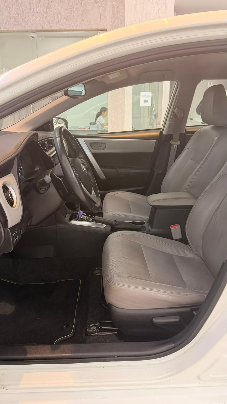 Toyota Corolla XEI — foto 5