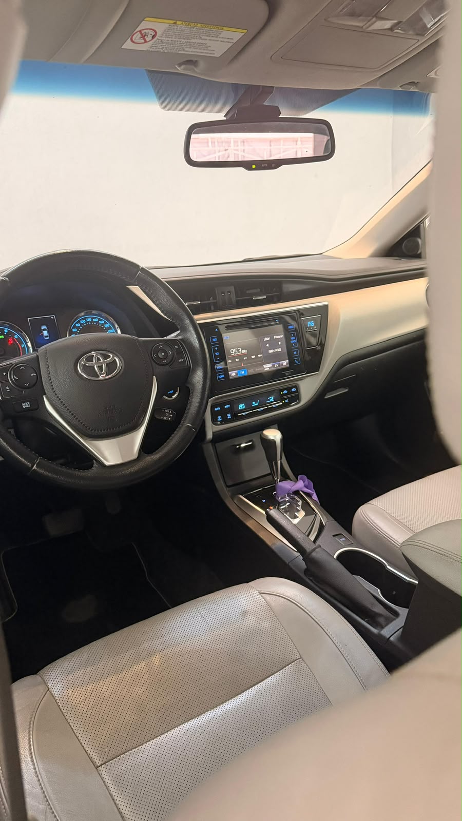 Toyota Corolla XEI — foto 9