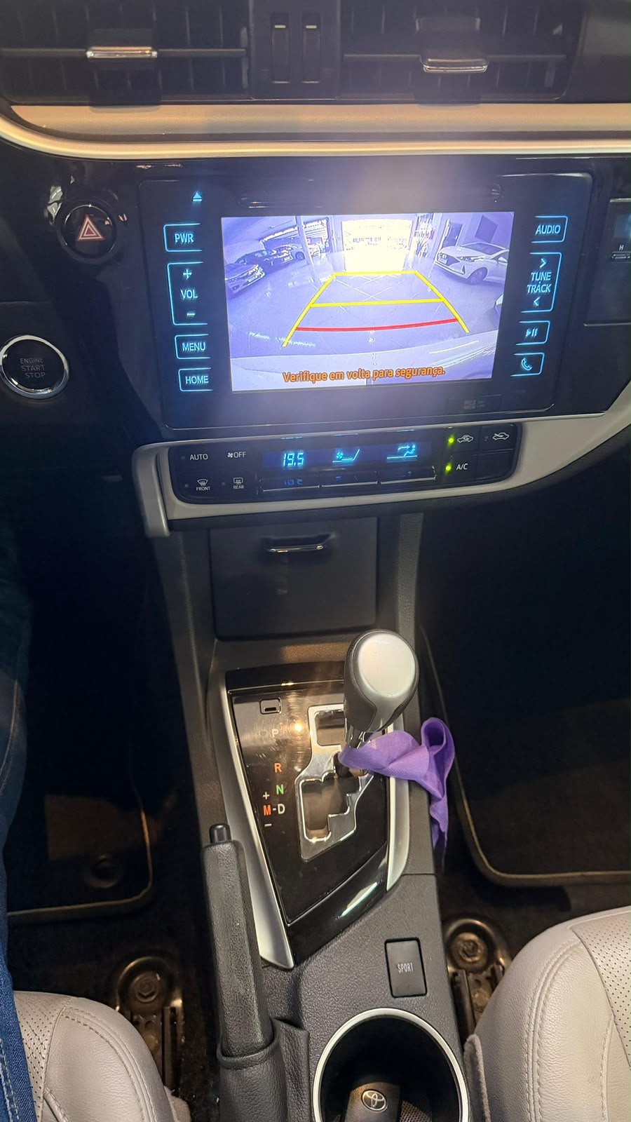 Toyota Corolla XEI — foto 16