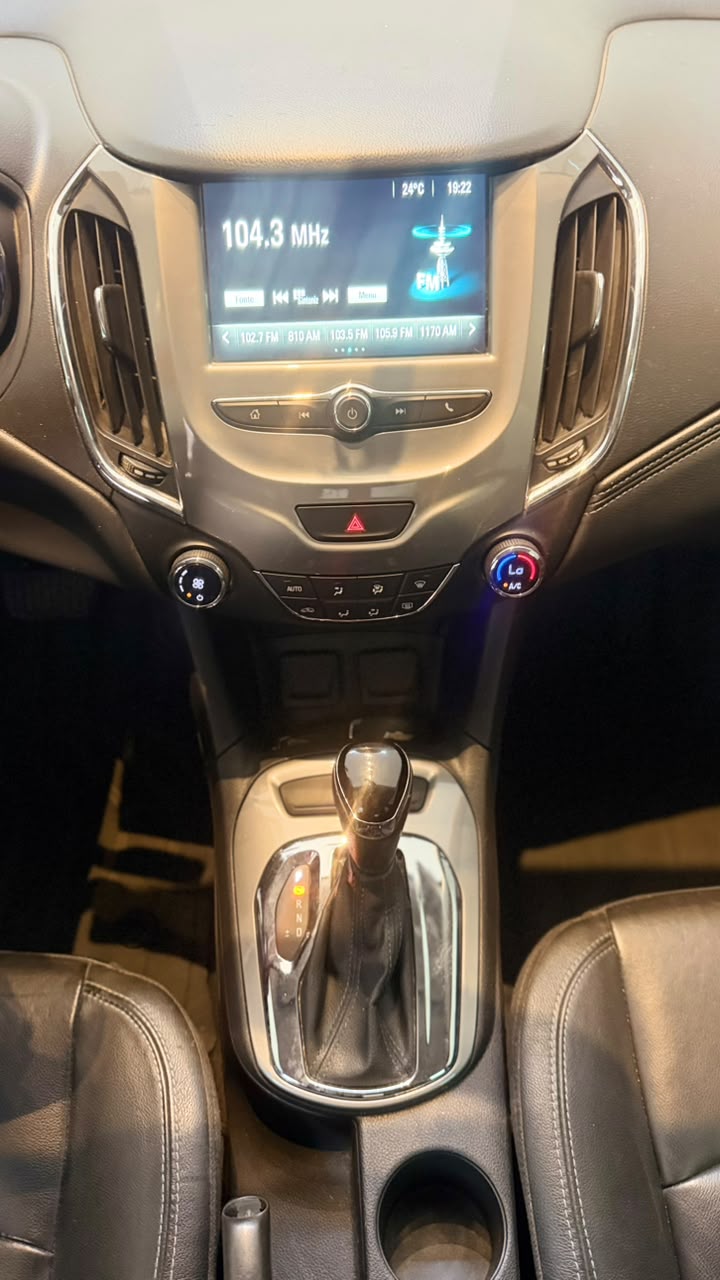Chevrolet Cruze — foto 10