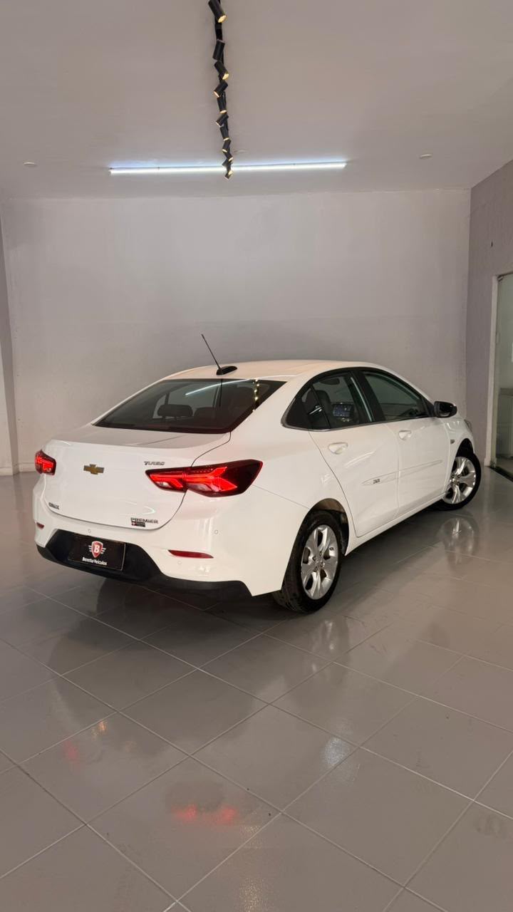 Chevrolet Onix Plus — foto 6