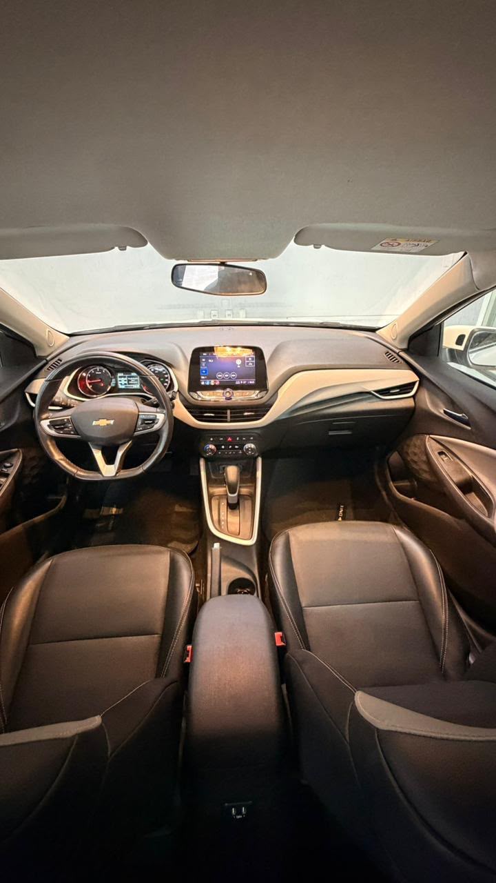 Chevrolet Onix Plus — foto 16