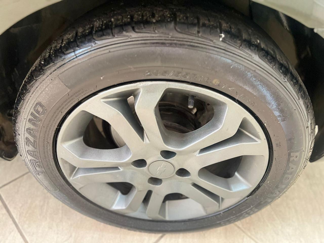 GM Vectra — foto 7