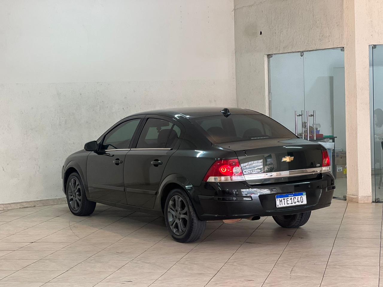 GM Vectra — foto 8