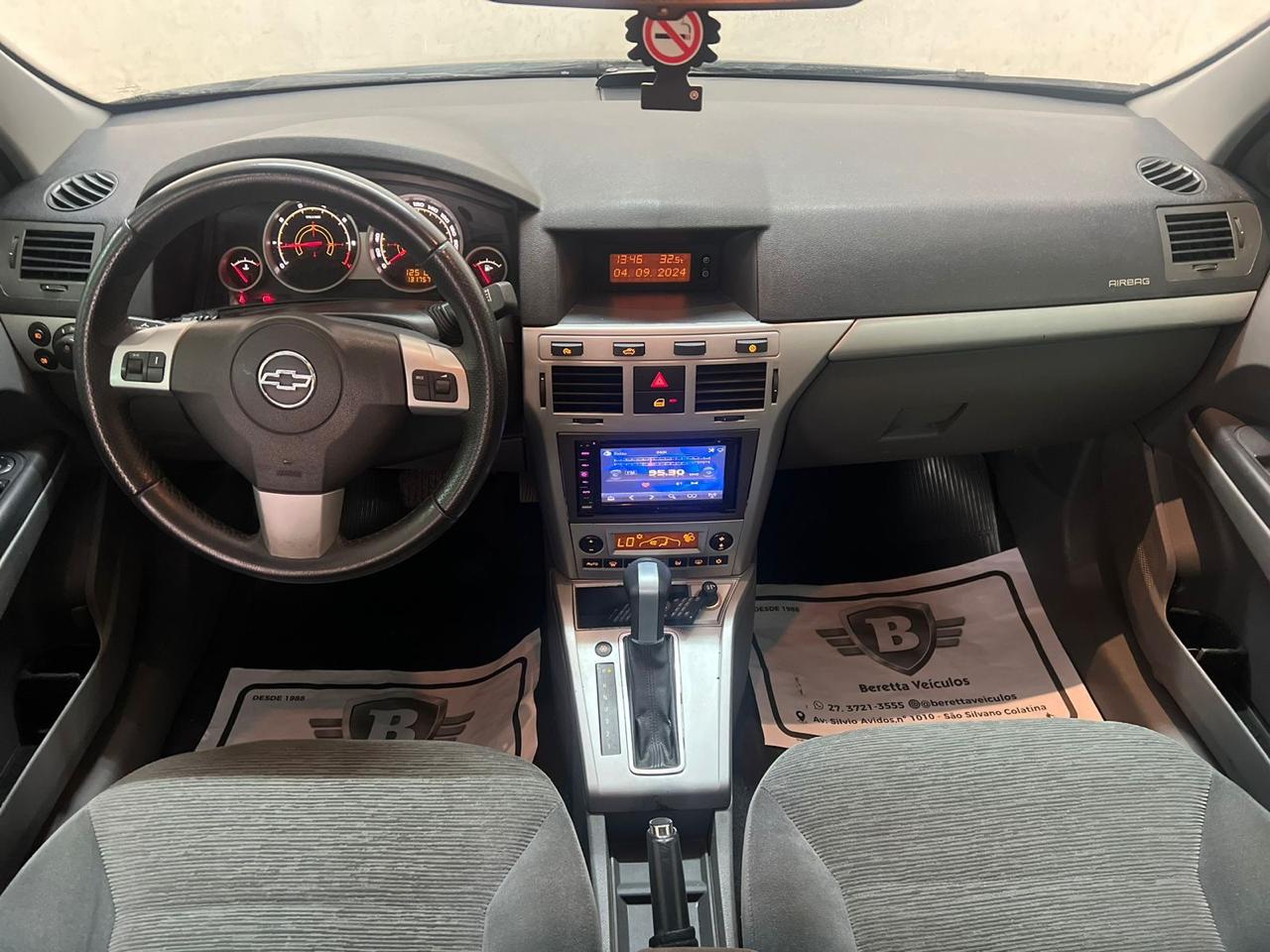 GM Vectra — foto 14