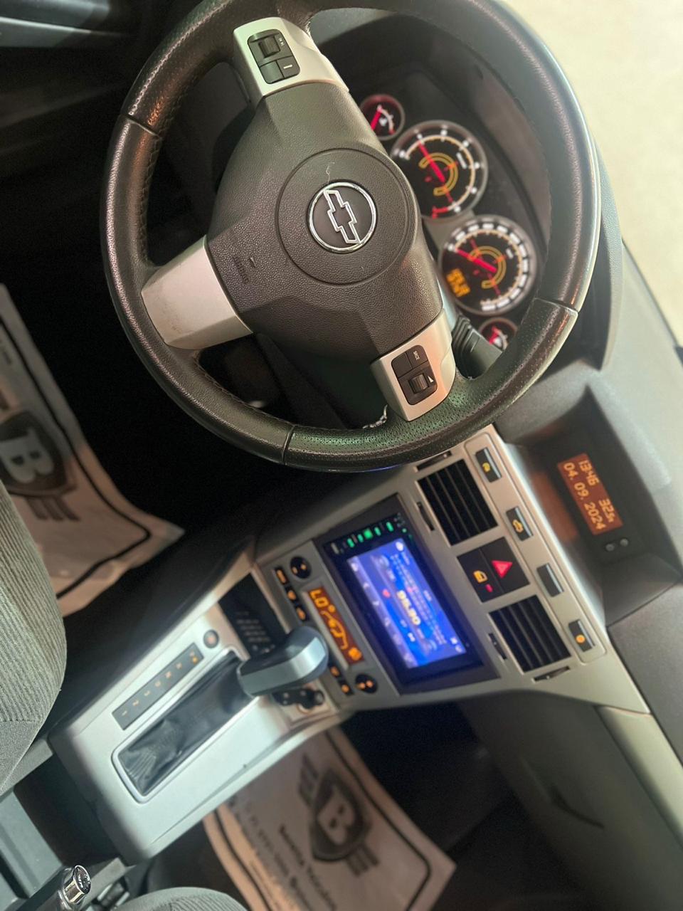 GM Vectra — foto 16