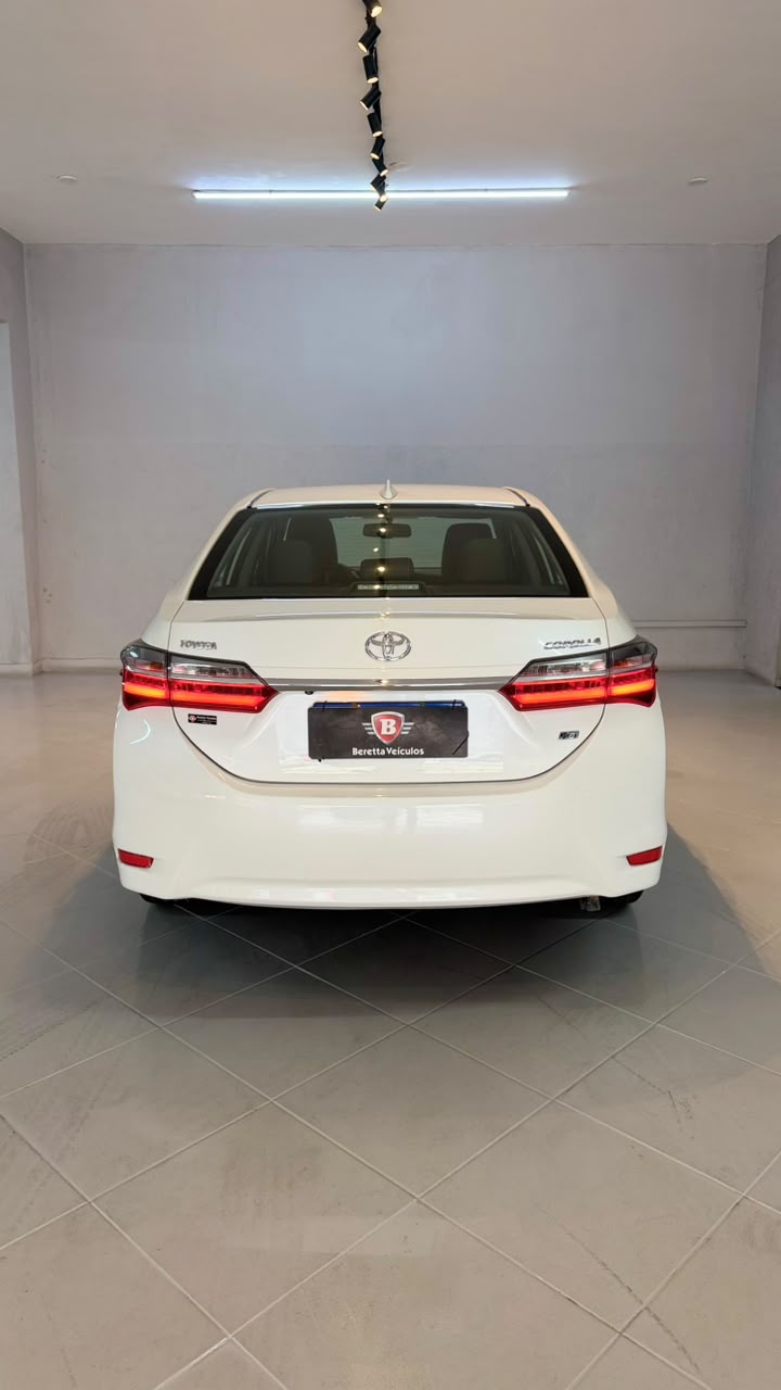 Toyota Corolla XEI — foto 5