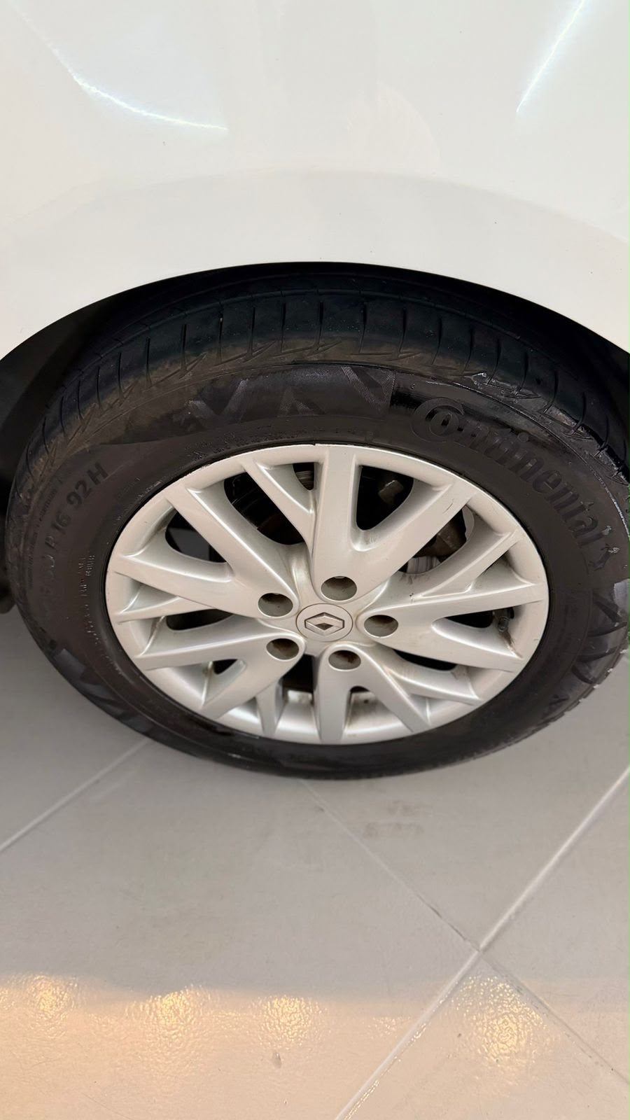 Renault Fluence — foto 3