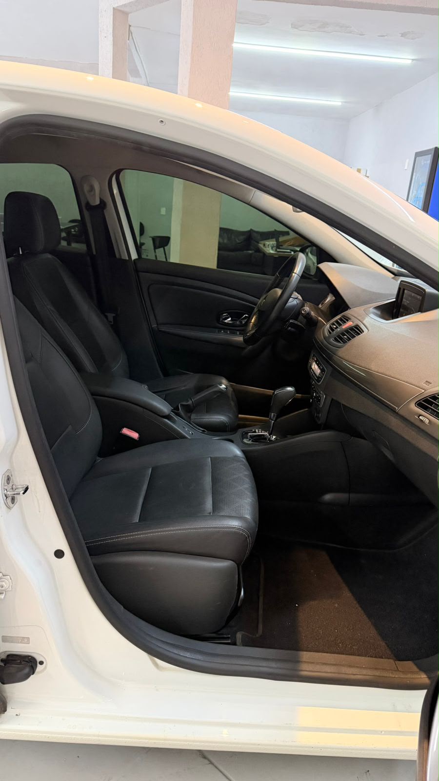 Renault Fluence — foto 11