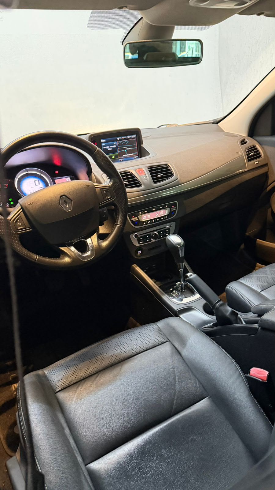 Renault Fluence — foto 16