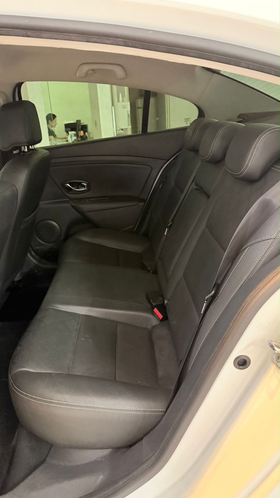 Renault Fluence — foto 19