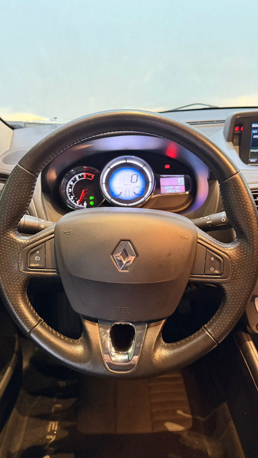 Renault Fluence — foto 23