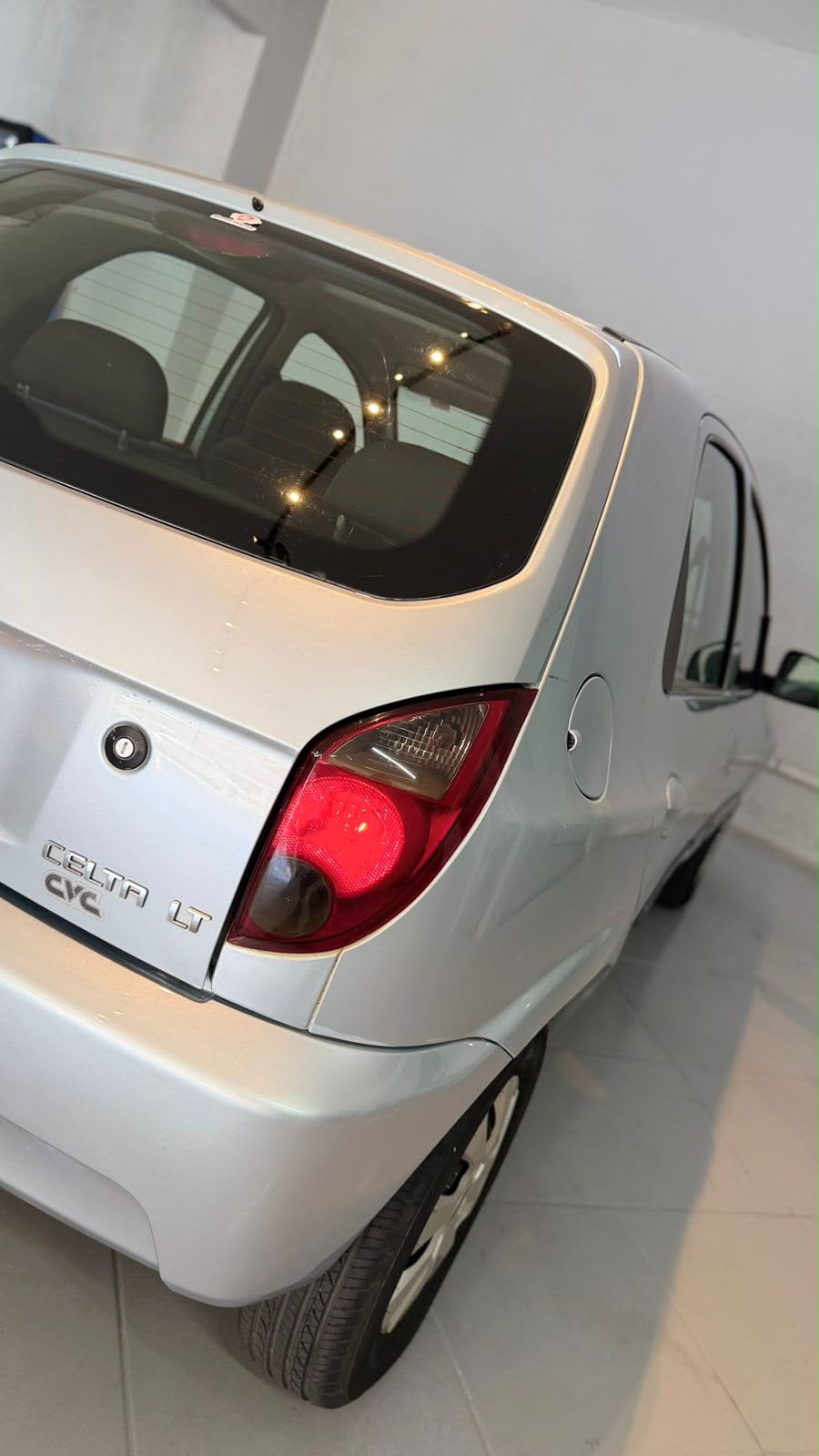 Chevrolet Celta — foto 16