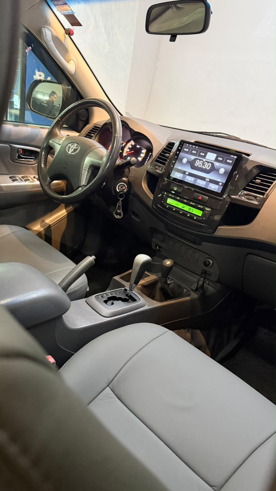 Toyota Hilux — foto 6